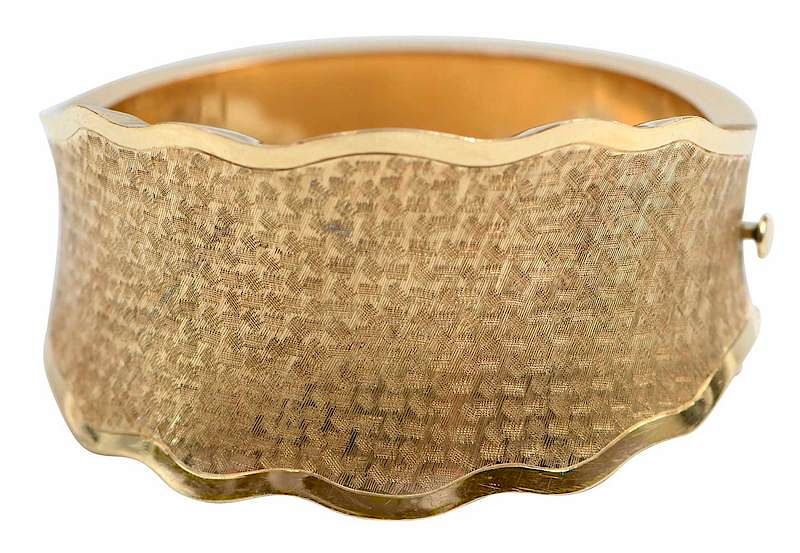 Appraisal: kt Hinged Bracelet textured surface stamped K yellow gold tapers