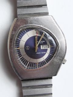 Appraisal: Vintage Man's Favre Leuba Moon Raider Watch Swiss-made circa having