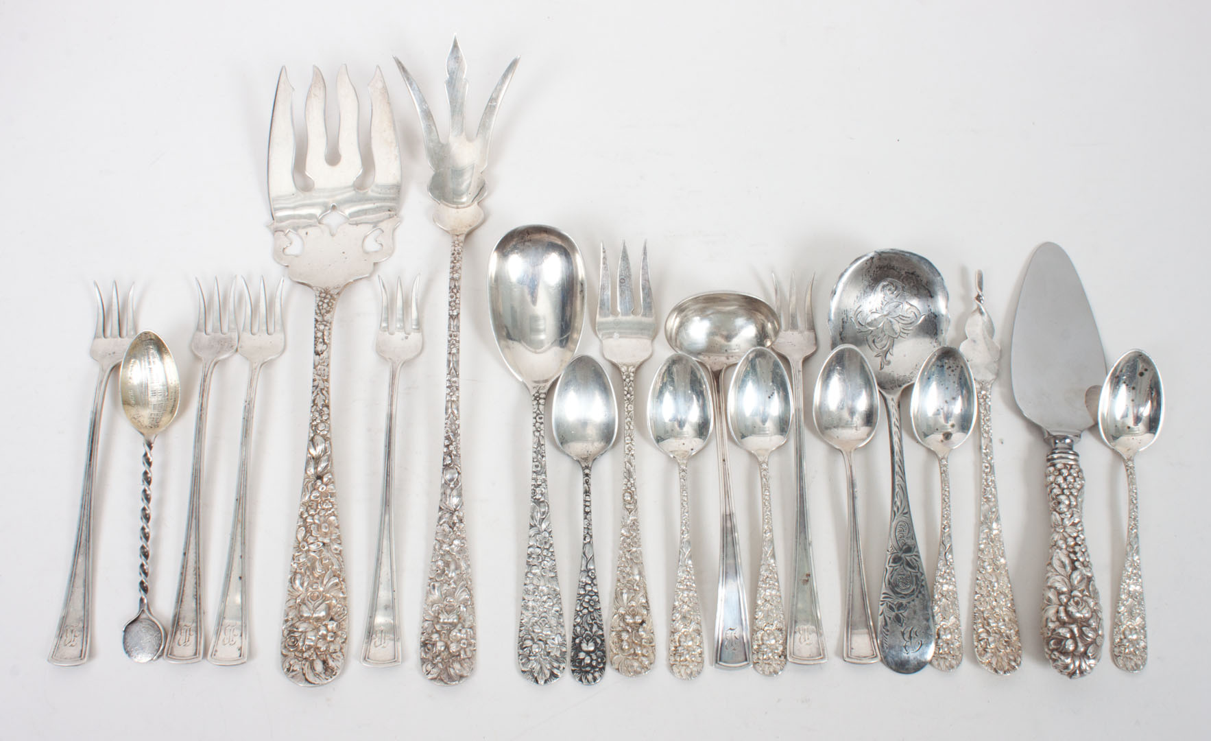 Appraisal: Stieff Rose sterling silver flatware pieces including cold meat fork