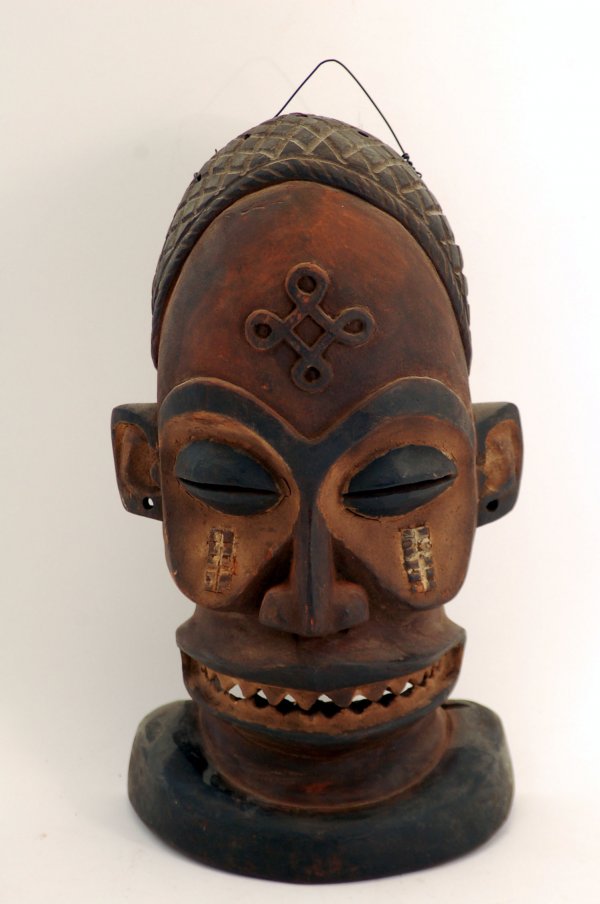 Appraisal: Tchokwe Cihongo mask having typical horizontal beard large globular eyes