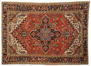 Appraisal: ANTIQUE HERIZ RUG NORTHWEST PERSIA ANTIQUE HERIZ RUG NORTHWEST PERSIA