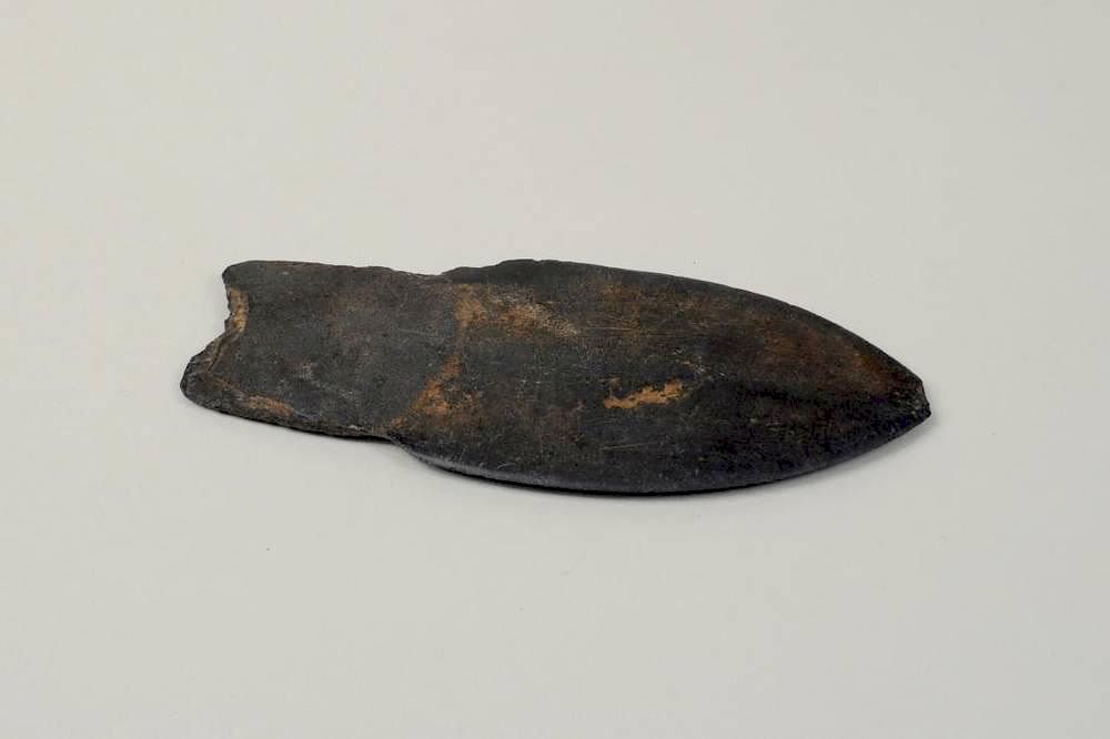 Appraisal: Inuit Slate Spearhead Inuit slate spearhead This spearhead is among