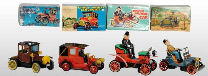 Appraisal: Lot of Tin Antique Toy Car Battery-Op Toys Description Japanese