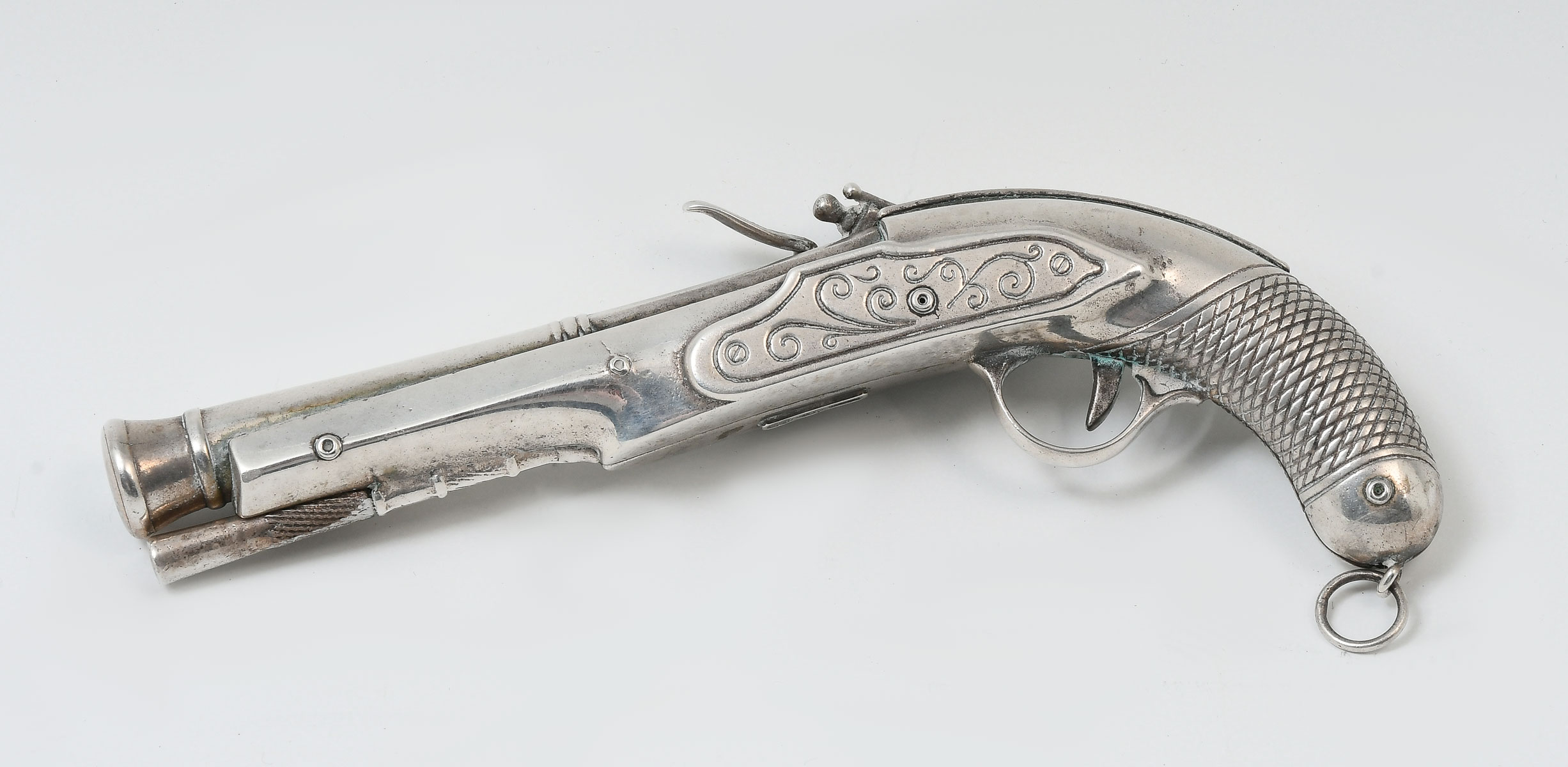 Appraisal: UNO A ERRE ITALIAN SILVER FLINTLOCK Silver novelty gun made