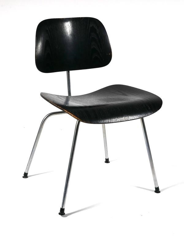 Appraisal: Mid-century modern Eames Potato Chip chair DCM Dining Chair Metal