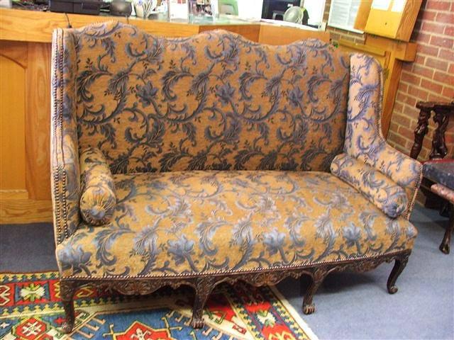 Appraisal: A TH CENTURY FRENCH SETTEE the seat upholstered with blue