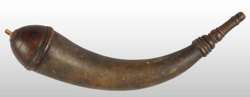 Appraisal: Berks County-Type Powder Horn Description With original screw tip and