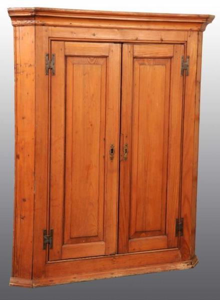 Appraisal: Wooden Primitive Hanging Corner Cupboard Description Pine wood with two