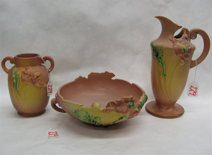 Appraisal: THREE AMERICAN ROSEVILLE ART POTTERY VASES Roseville U S A