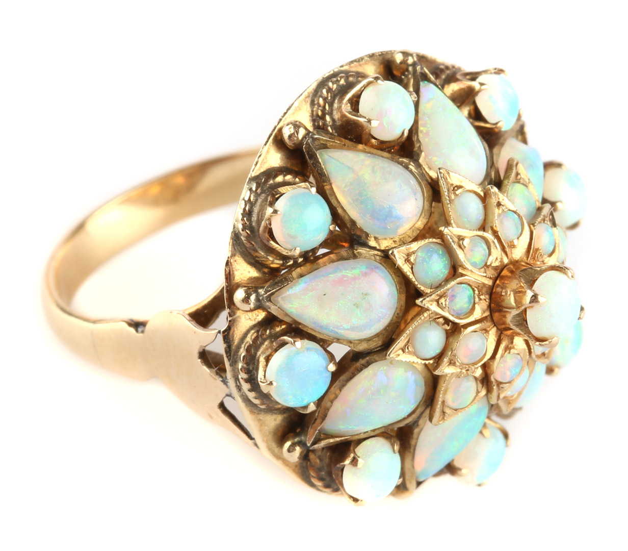 Appraisal: A Lady's Opal Ring With a cluster motif and pear