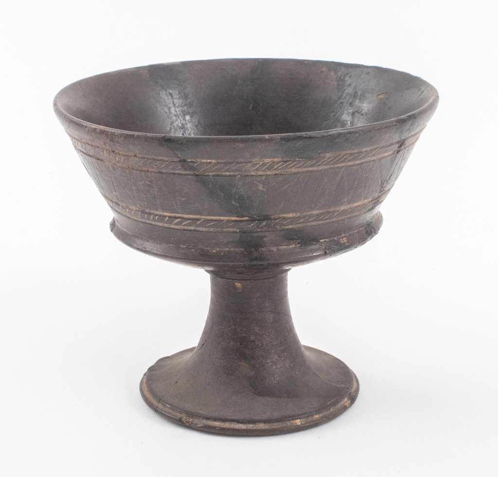 Appraisal: ANCIENT ETRUSCAN BUCCHERO FOOTED CHALICE Ancient Etruscan Bucchero clay ceramic