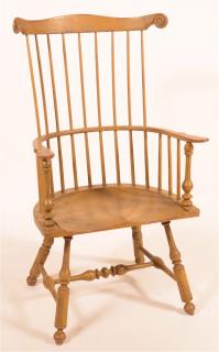 Appraisal: Reproduction Philadelphia Style Armchair Reproduction Philadelphia Style Comb Back Windsor