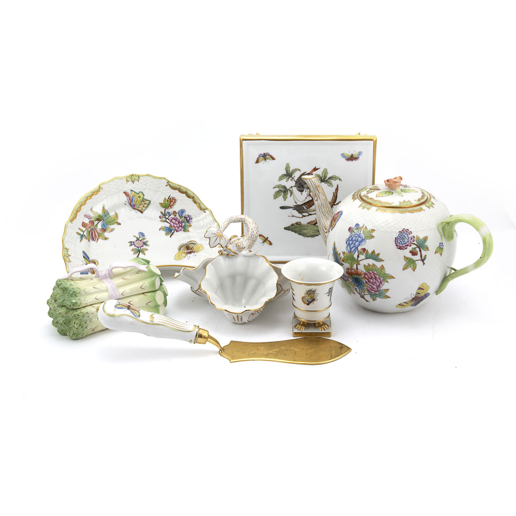 Appraisal: Herend Porcelain Dessert Service In the Queen Victoria pattern approximately