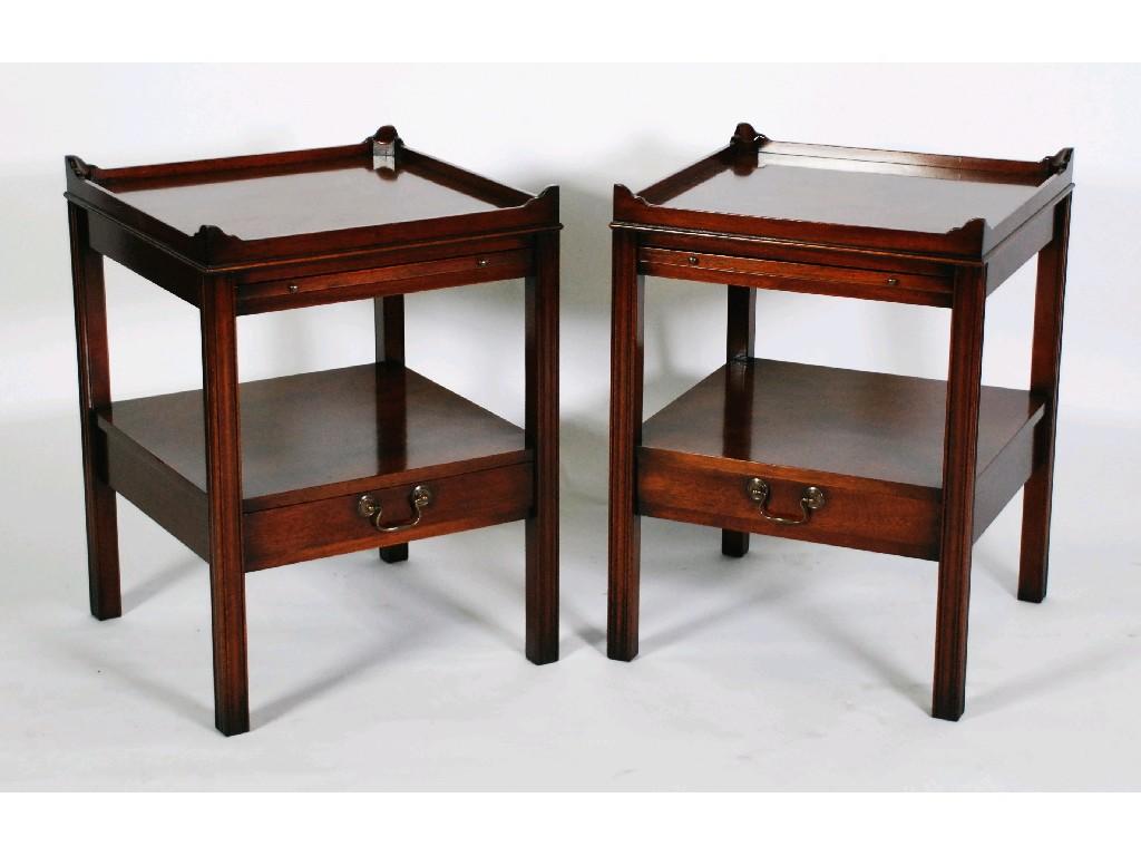 Appraisal: PAIR OF GEORGIAN STYLE MODERN REPRODUCTION MAHOGANY OCCASIONAL TABLE each