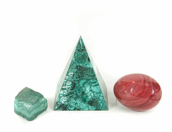 Appraisal: A group of assorted polished hardstone and malachite articles height