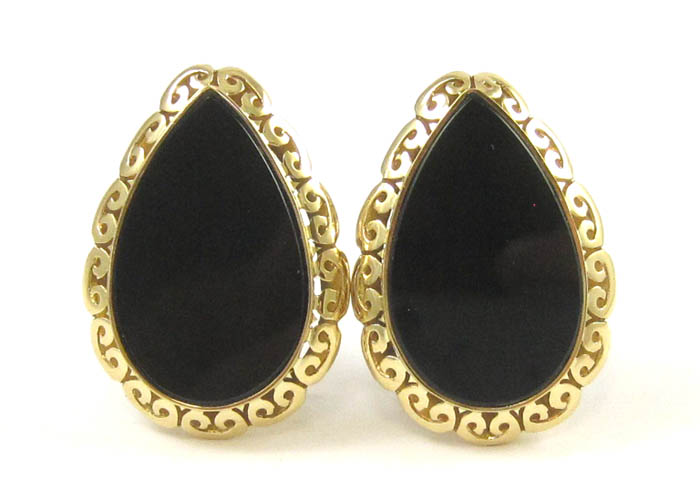 Appraisal: PAIR OF BLACK ONYX EARRINGS each k yellow gold set