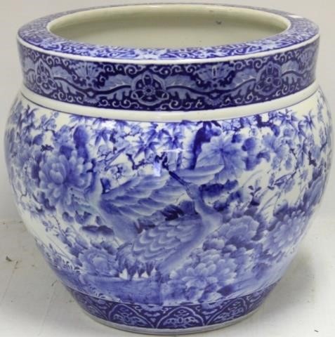 Appraisal: TH C CHINESE EXPORT JARDINIERE BLUE AND WHITEFLORAL DESIGN WITH