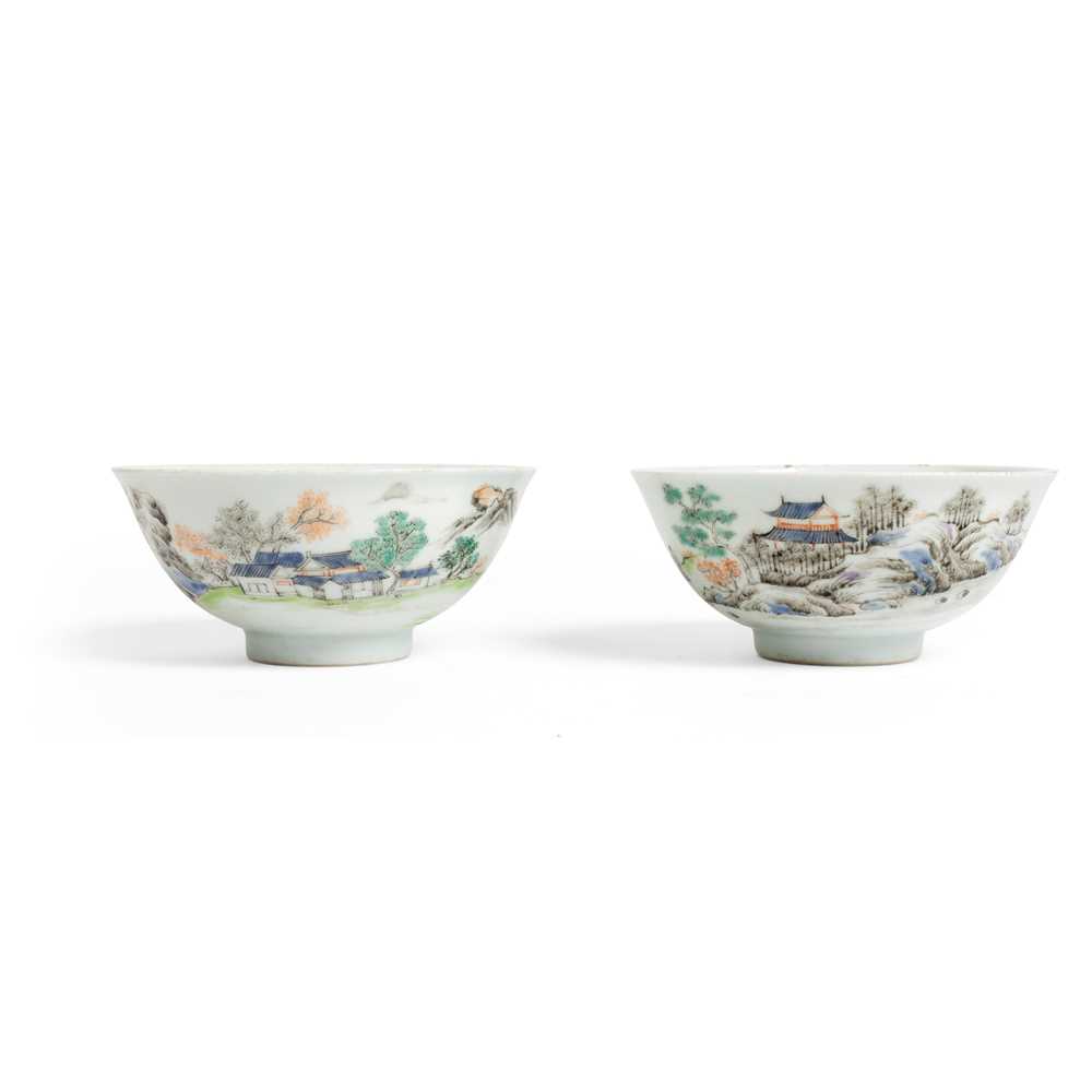 Appraisal: PAIR OF FAMILLE ROSE BOWLS QING DYNASTY QIANLONG PERIOD each