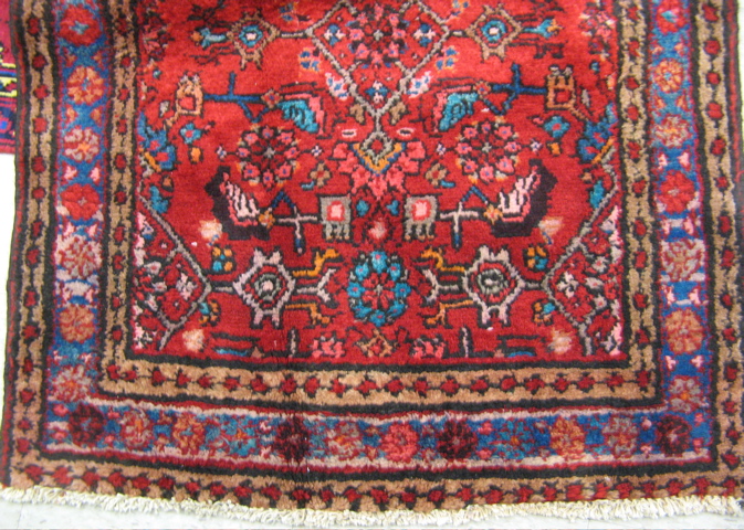 Appraisal: PERSIAN HAMADAN AREA RUG Herati floral design on red ground