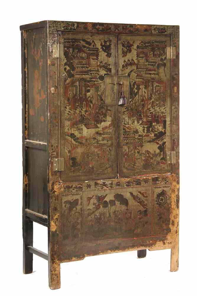 Appraisal: CHINESE LACQUERED CABINET - th c Chinese Lacquered Robe Cabinet