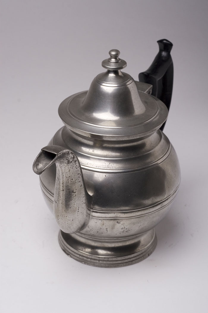 Appraisal: PEWTER TEAPOT EBEN SMITH Beverly Massachusetts - Maker's mark stamped