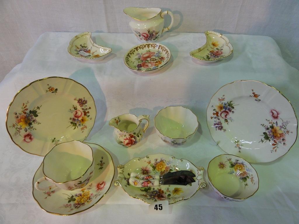 Appraisal: A quantity of Royal Crown Derby Derby Posies pattern wares