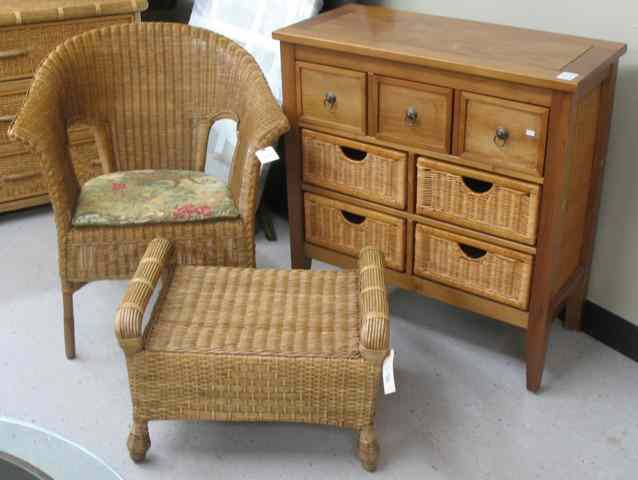 Appraisal: FIVE ARTICLES OF CONTEMPORARY WICKER FURNITURE petite wood chest with