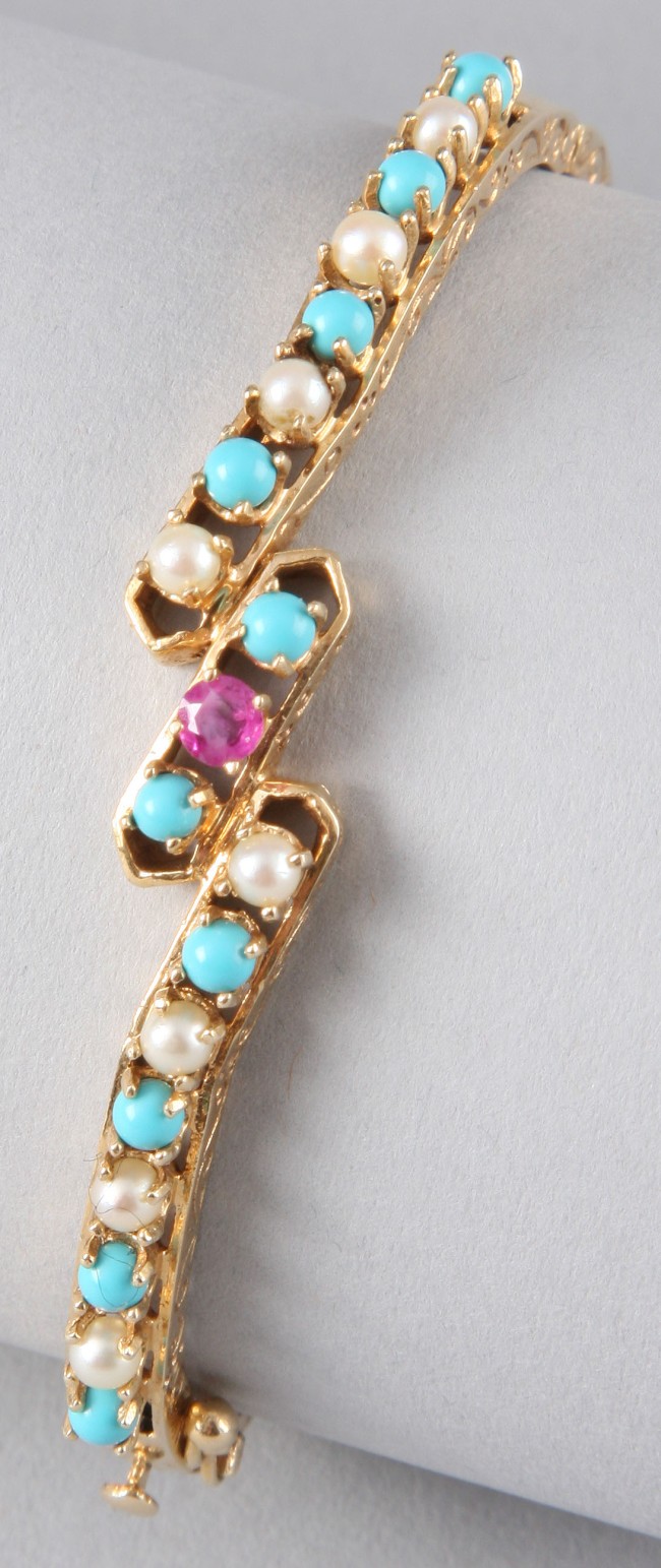 Appraisal: Bracelet features ten mm round turquoise eight mm round cultured