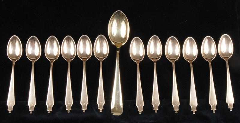 Appraisal: SET OF TWELVE HOWARD CO GOLD DEMITASSE SPOONS Together with