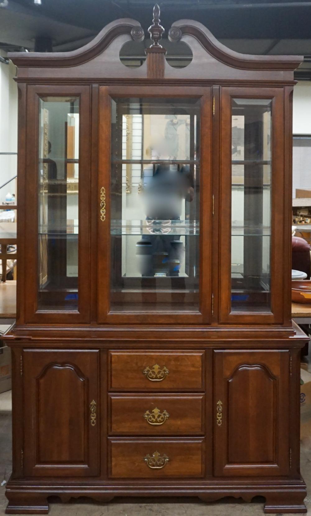 Appraisal: Broyhill Mahogany Two-Part China Cabinet x x in x x