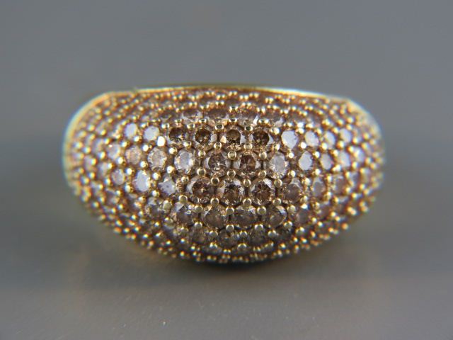 Appraisal: Diamond Fashion Ring round diamonds fancy champagne color carats k