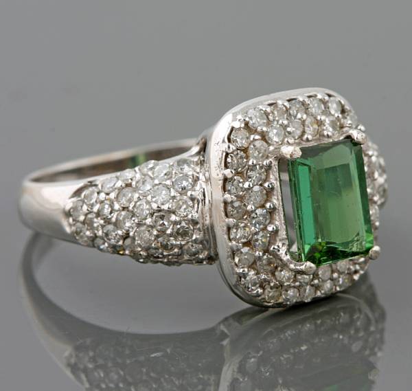 Appraisal: A green tourmaline diamond and k white gold ring g