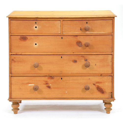 Appraisal: An Edwardian pine chest of drawers cm h x cm