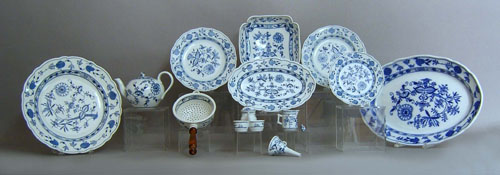 Appraisal: Thirteen pcs of Meissen blue onion china late th early