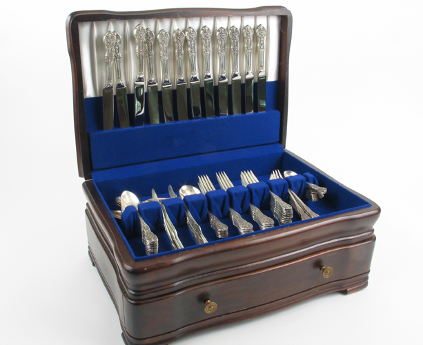 Appraisal: AN INTERNATIONAL STERLING SILVER FLATWARE SET in the Primrose pattern