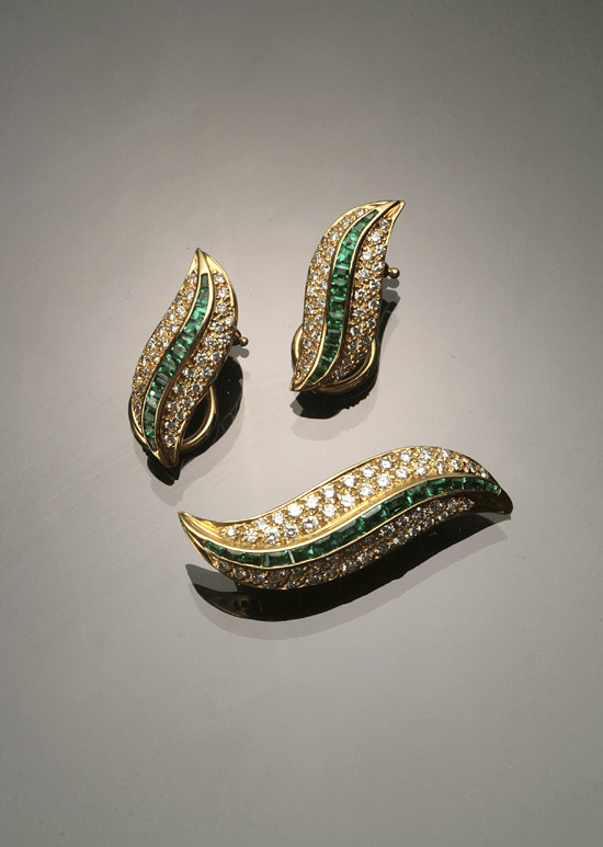 Appraisal: -Karat Yellow-Gold Diamond and Emerald Three-Piece Ensemble Consisting of a