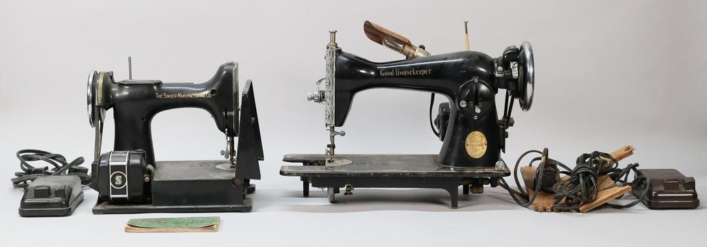 Appraisal: SINGER - AND DE LUXE SEWING MACHINESTwo sewing machines a