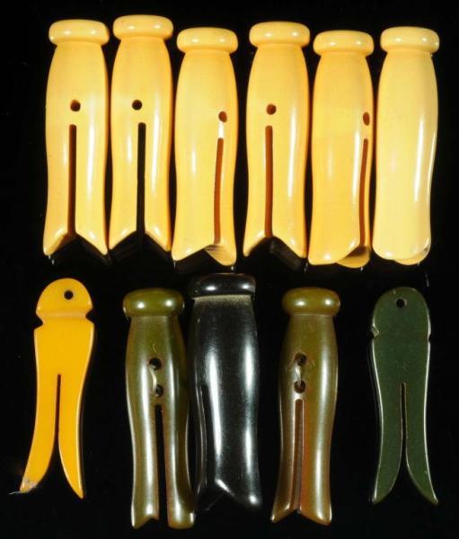 Appraisal: Lot of Bakelite Clothespin Buttons Condition Excellent Size -