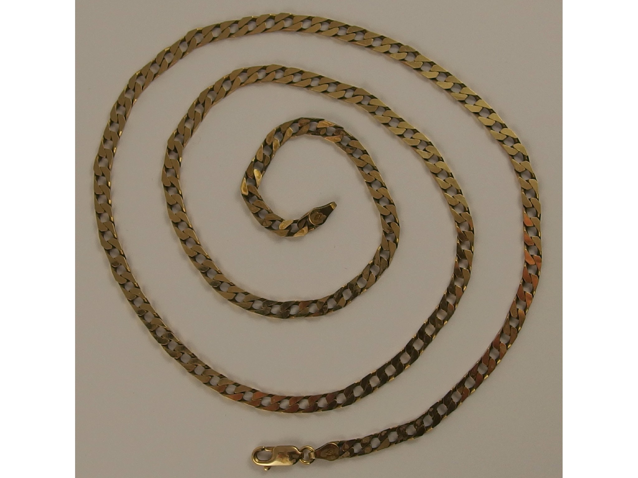 Appraisal: A ct curb chain weight approx gms