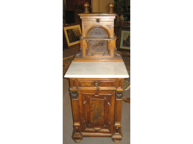 Appraisal: AUSTRIAN TH CENTURY PAIR OF NIGHT STANDS With tall arched