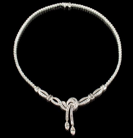 Appraisal: Lady's platinum and diamond necklace mid th century approximately one-hundred