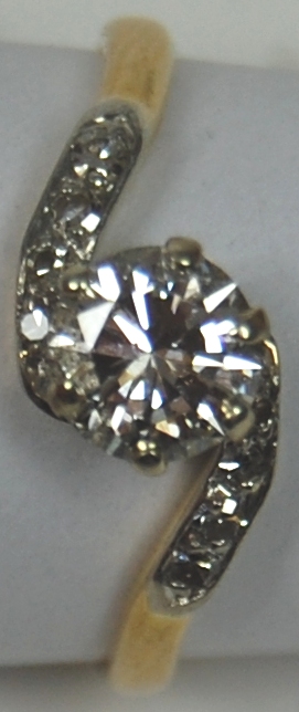 Appraisal: An ct gold and platinum mounted diamond set ring the