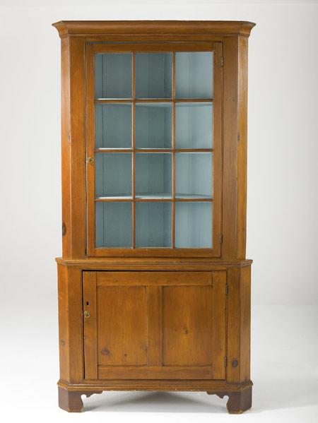 Appraisal: CORNER CABINET Two pieces in cherry single door top with