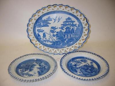 Appraisal: TWO SIMILAR PEARLWARE PLATES early th century with basket weave