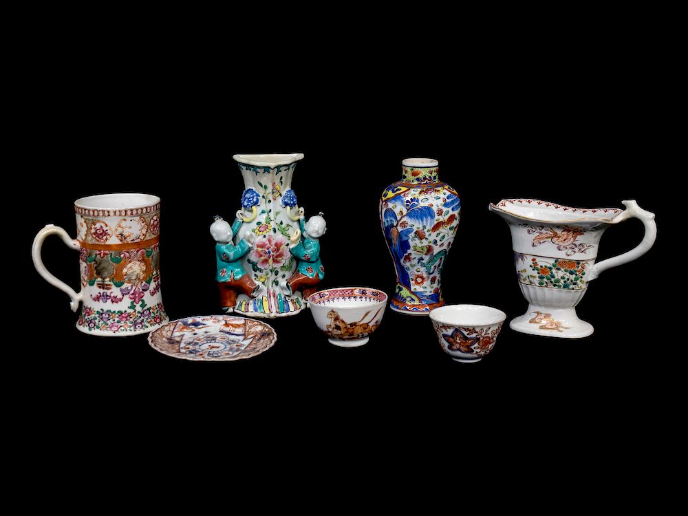 Appraisal: A Group of Seven Chinese Export Porcelain Articles A Group