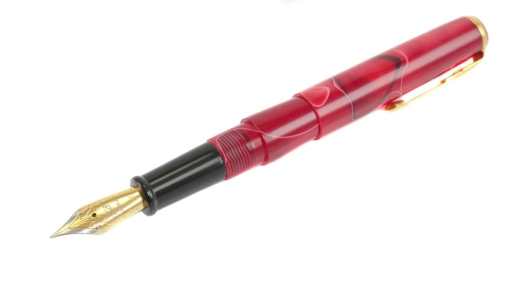 Appraisal: BEXLEY jukebox red Jitterbug collection F nib fountain pen Gold