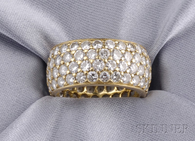 Appraisal: kt Gold and Diamond Band pave-set with full-cut diamond melee