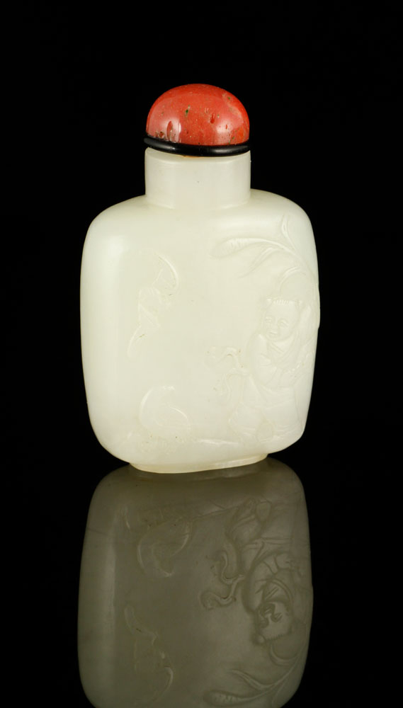 Appraisal: - Chinese White Jade Snuff Bottle White jade snuff bottle