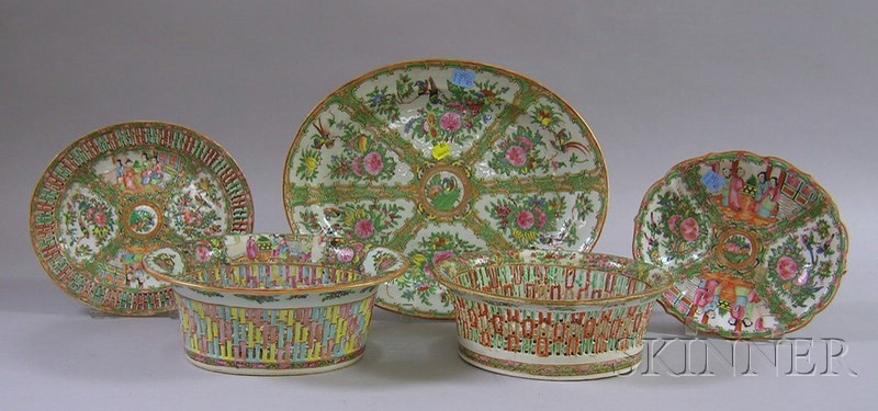 Appraisal: Five Pieces of Chinese Export Porcelain Rose Medallion Pattern Tableware