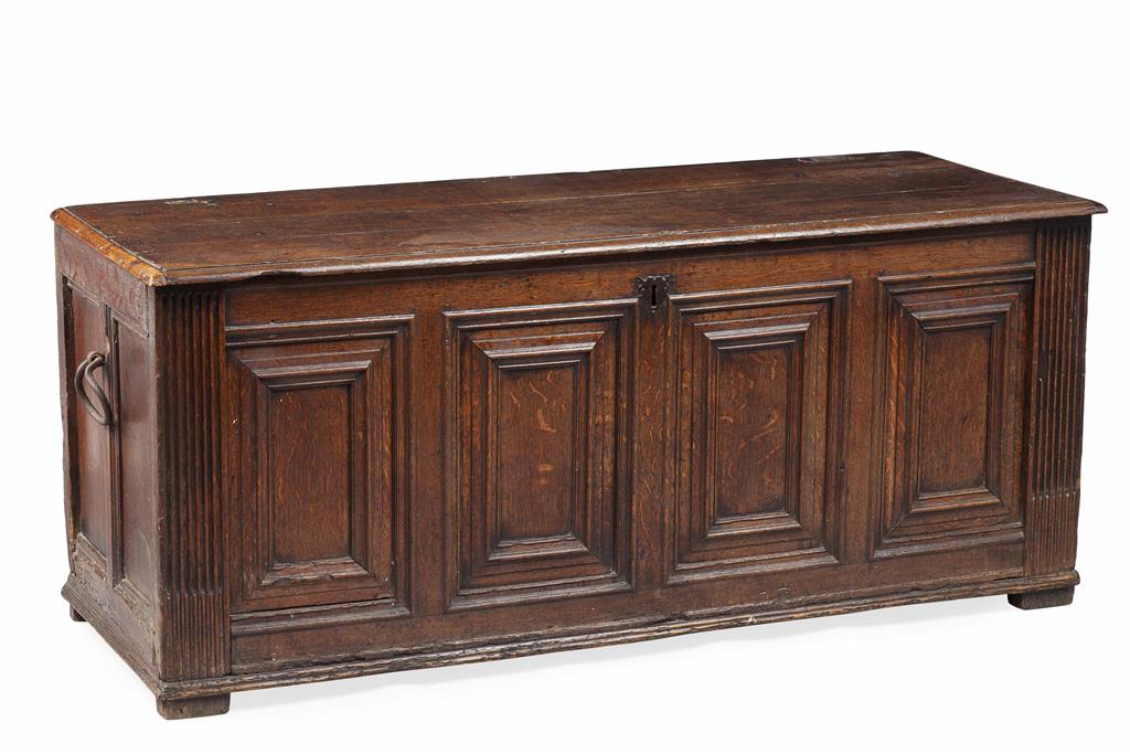 Appraisal: GEORGIAN OAK CHEST TH CENTURY the hinged top above a